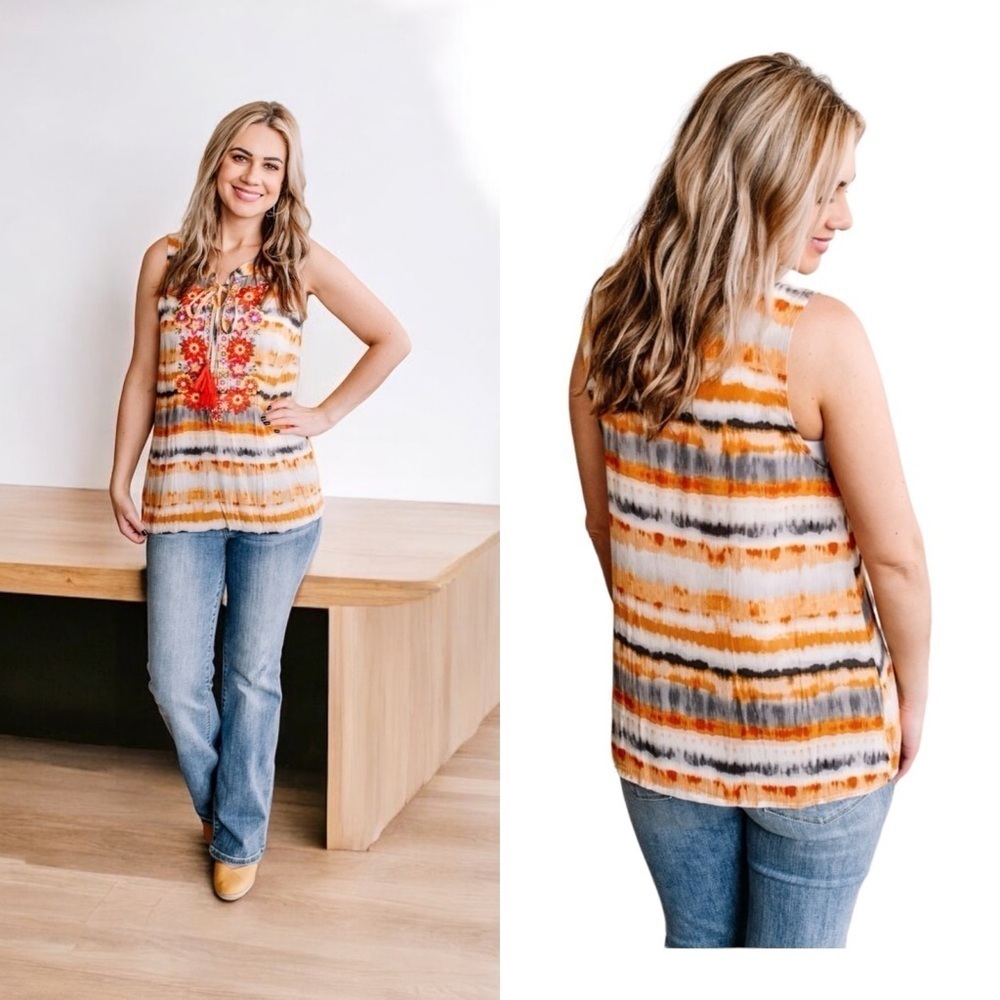 Savanna Jane tie dyed like embroidered sleeveless top sz M